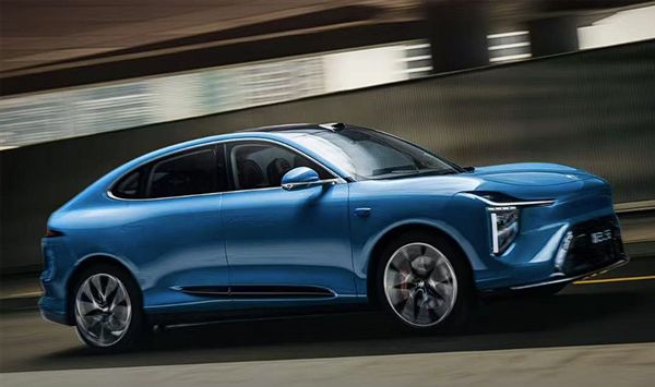 王兴兴:用遥控追求极致速度;蔡浩宇AI游戏上架2719元|极客早知道AYX爱游戏APPSam Altman:AI存在泡沫;宇树机器人夺金(图2) 王兴兴:用遥控追求极致速度;蔡浩宇AI游戏上架2719元|极客早知道AYX爱游戏APPSam Altman:AI存在泡沫;宇树机器人夺金(图2)